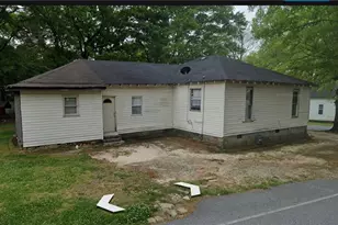 88 E Stephens St, Winder, GA 30680 - Photo 1