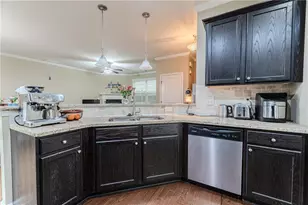 801 Village Field Ct, Suwanee, GA 30024 - Photo 15