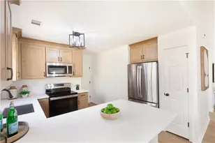 249 Dennis Dr, Alpharetta, GA 30009 - Photo 11