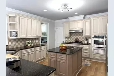 932 Heathchase Drive, Suwanee, GA 30024 - Photo 17