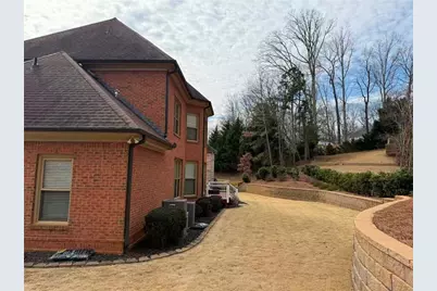 932 Heathchase Drive, Suwanee, GA 30024 - Photo 5