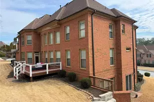 932 Heathchase Dr, Suwanee, GA 30024 - Photo 7