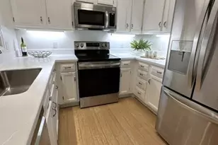 212 Abingdon Way, Sandy Springs, GA 30328 - Photo 9