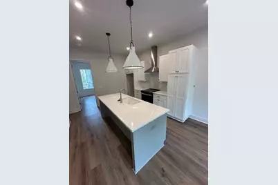 988 Bibbs Circle NW #31, Atlanta, GA 30318 - Photo 5