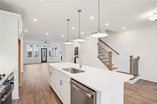 658 Skytop Dr, Cumming, GA 30040 - Photo 11