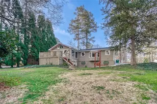 2032 Lake Lucerne Dr SW, Lilburn, GA 30047 - Photo 25