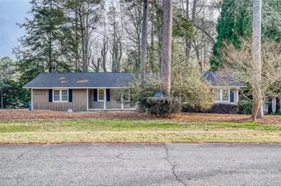 2032 Lake Lucerne Drive SW, Lilburn, GA 30047 - Photo 29