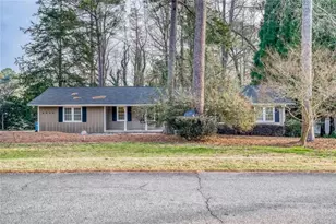 2032 Lake Lucerne Dr SW, Lilburn, GA 30047 - Photo 29