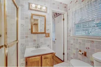 2032 Lake Lucerne Drive SW, Lilburn, GA 30047 - Photo 19