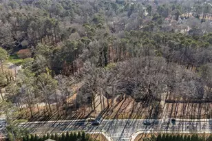 4055 Spalding Dr, Atlanta, GA 30350 - Photo 5