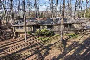 4055 Spalding Dr, Atlanta, GA 30350 - Photo 3