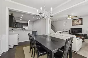 990 Parkside Wood Ct, Lawrenceville, GA 30043 - Photo 7