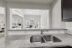 990 Parkside Wood Ct, Lawrenceville, GA 30043 - Photo 15