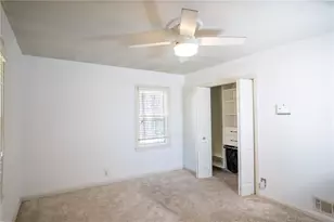 3245 Westmart Ln, Atlanta, GA 30340 - Photo 9