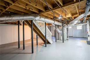 3245 Westmart Ln, Atlanta, GA 30340 - Photo 9