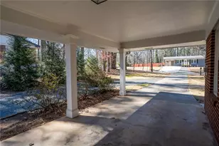 3245 Westmart Ln, Atlanta, GA 30340 - Photo 13