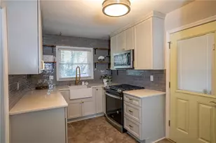 3245 Westmart Ln, Atlanta, GA 30340 - Photo 3