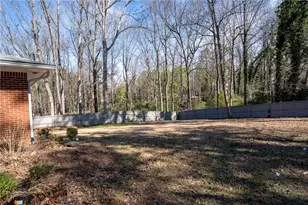 3245 Westmart Ln, Atlanta, GA 30340 - Photo 15