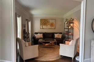 9830 Autry Falls Dr, Alpharetta, GA 30022 - Photo 7