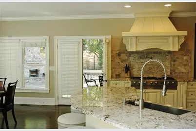 9830 Autry Falls Drive, Alpharetta, GA 30022 - Photo 5