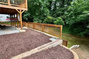 1759 Wilmont Dr NE, Atlanta, GA 30329 - Photo 9