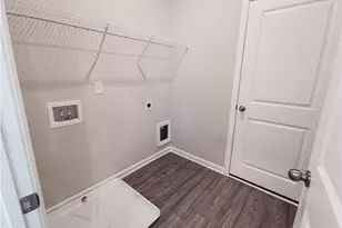 4616 Waxwing St, Hoschton, GA 30548 - Photo 9