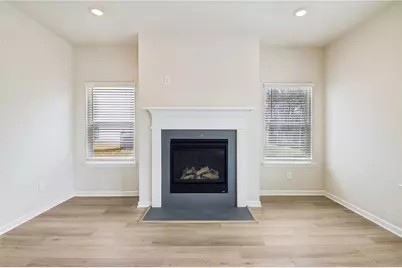 6941 Winchester Place, Fairburn, GA 30213 - Photo 9