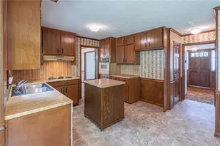 4582 Ridgeland Dr SW, Lilburn, GA 30047 - Photo 7