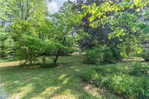 4582 Ridgeland Dr SW, Lilburn, GA 30047 - Photo 29