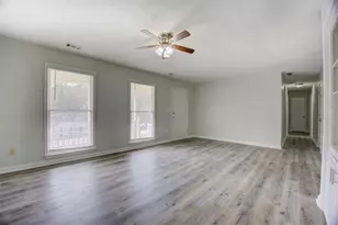 1430 Country Ln, Conyers, GA 30012 - Photo 3