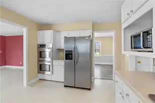 783 Pine Ridge Dr, Stone Mountain, GA 30087 - Photo 15