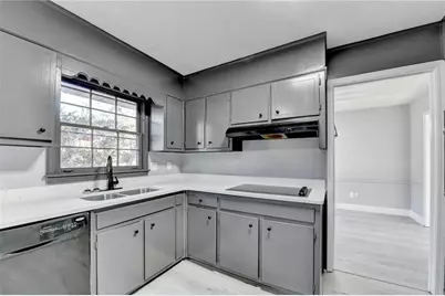 491 Allana Court, Stone Mountain, GA 30087 - Photo 19