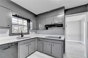 491 Allana Ct, Stone Mountain, GA 30087 - Photo 19