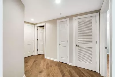 3275 Lenox Road NE #302, Atlanta, GA 30324 - Photo 19