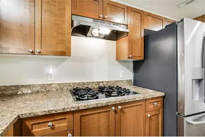 3275 Lenox Road NE #302, Atlanta, GA 30324 - Photo 9