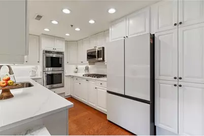 3636 Habersham Road NW #2404, Atlanta, GA 30305 - Photo 13