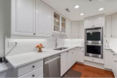 3636 Habersham Road NW #2404, Atlanta, GA 30305 - Photo 15