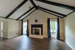 820 Oakhaven Dr, Roswell, GA 30075 - Photo 3