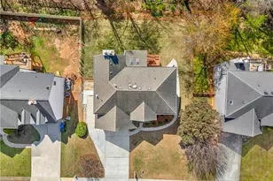 2130 Deans Landing Dr, Lawrenceville, GA 30043 - Photo 7