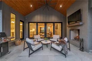 135 Mayfield Cir, Alpharetta, GA 30009 - Photo 19