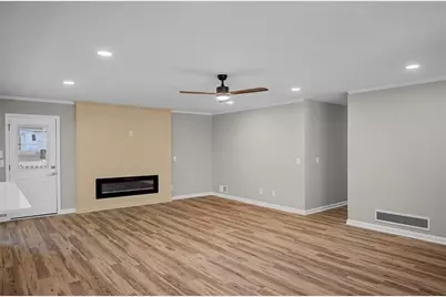 4525 Creekwood Circle NW, Kennesaw, GA 30152 - Photo 9