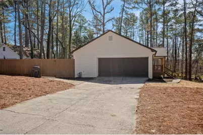 4525 Creekwood Circle NW, Kennesaw, GA 30152 - Photo 5