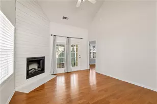 2430 Clock Face Ct, Lawrenceville, GA 30043 - Photo 3