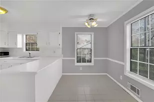 385 Tyson Cir, Roswell, GA 30076 - Photo 11