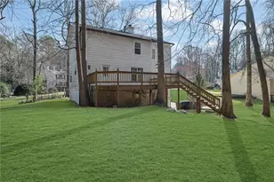 385 Tyson Cir, Roswell, GA 30076 - Photo 27