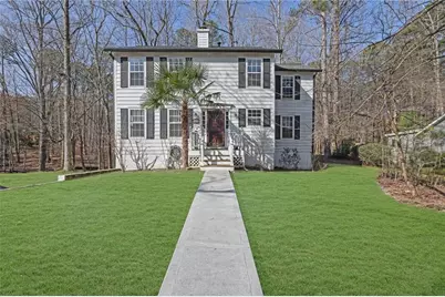 385 Tyson Circle, Roswell, GA 30076 - Photo 1