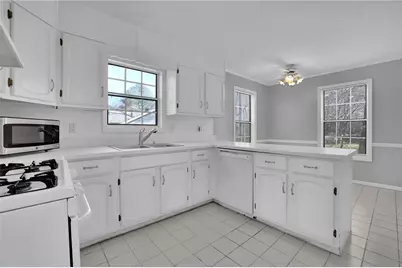 385 Tyson Circle, Roswell, GA 30076 - Photo 13