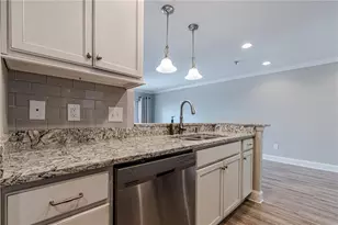 300 Johnson Ferry Rd, Atlanta, GA 30328 - Photo 11