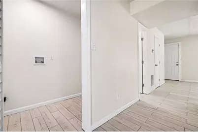 233 SW Peyton Place SW, Atlanta, GA 30311 - Photo 9