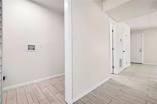 233 SW Peyton Pl SW, Atlanta, GA 30311 - Photo 9